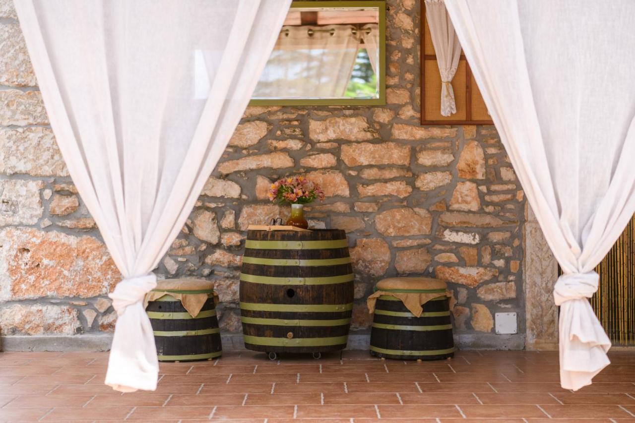 Rustic Istrian House Varesco Krnica Esterno foto