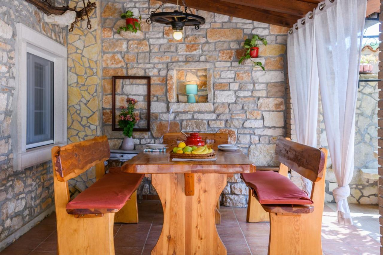 Rustic Istrian House Varesco Villa Krnica Esterno foto